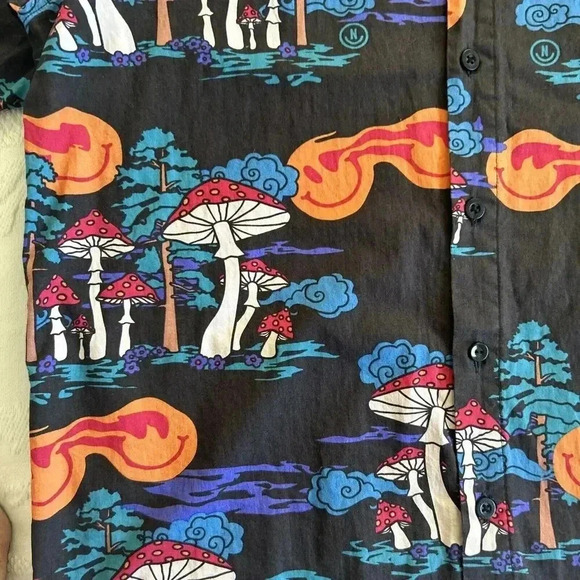 NEFF Button Down Shirt Mushroom Psychedelic Trippy Hippy Smiley Face Men's Med - Picture 9 of 9